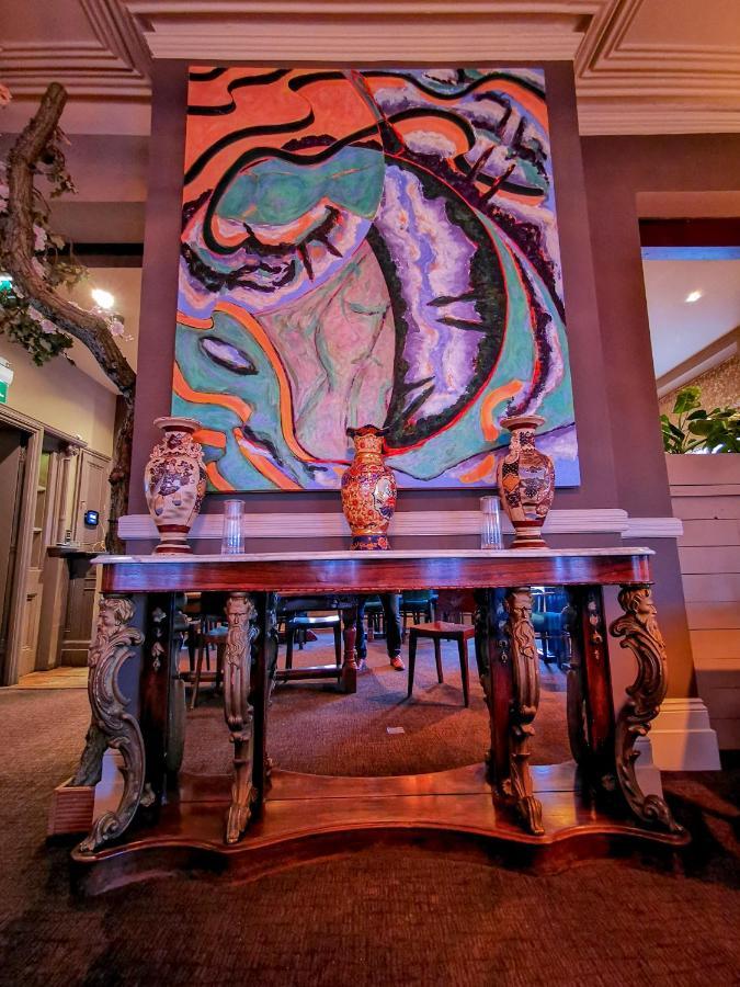 Ox Hotel, Bar, & Grill พูล ภายนอก รูปภาพ