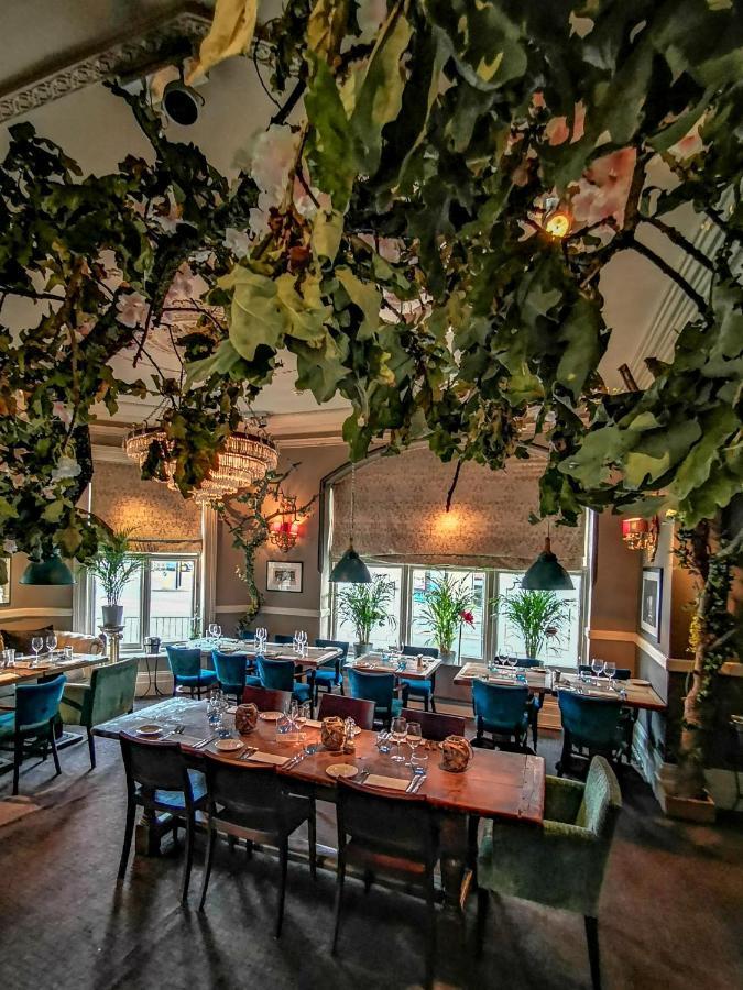 Ox Hotel, Bar, & Grill พูล ภายนอก รูปภาพ