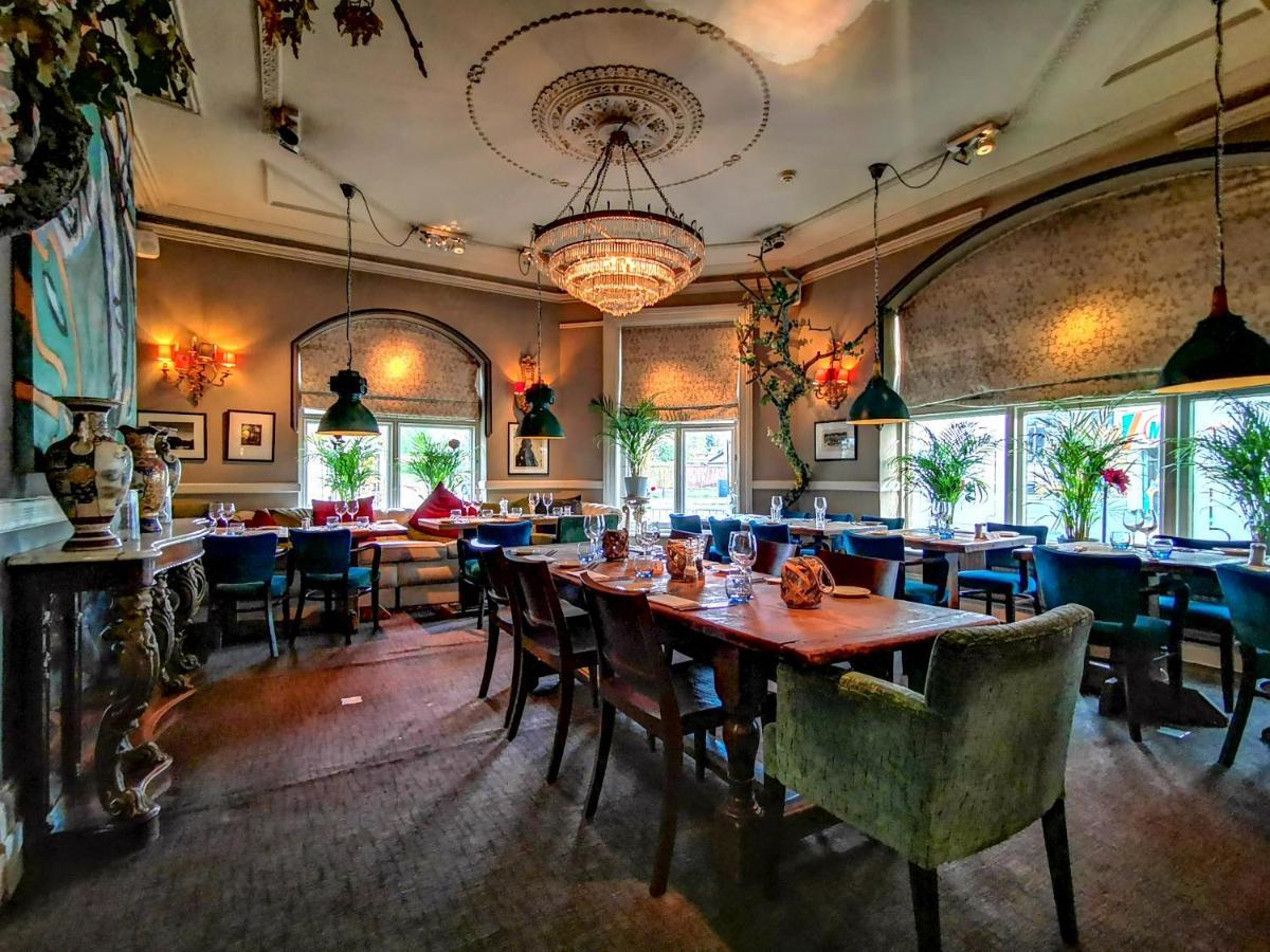 Ox Hotel, Bar, & Grill พูล ภายนอก รูปภาพ